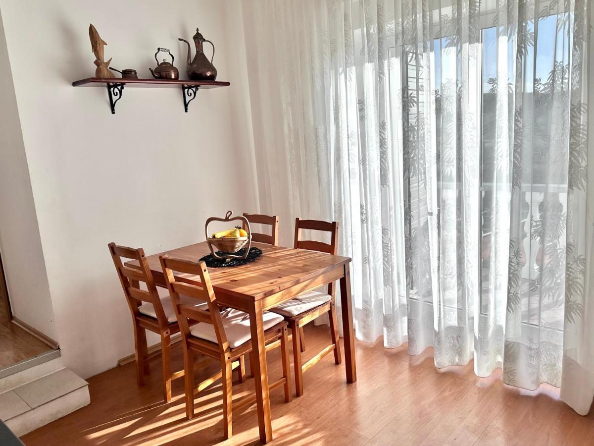 Villa Ester Lopar Eksteriør billede